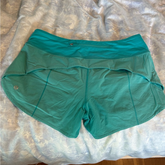Lululemon Speed Shorts size 8 - Picture 2 of 5